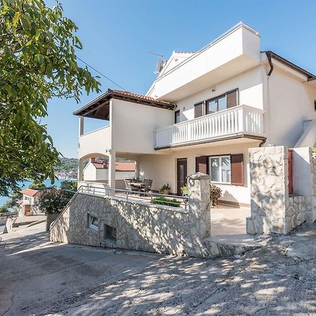 Apartments Snjezana Тисно Екстер'єр фото